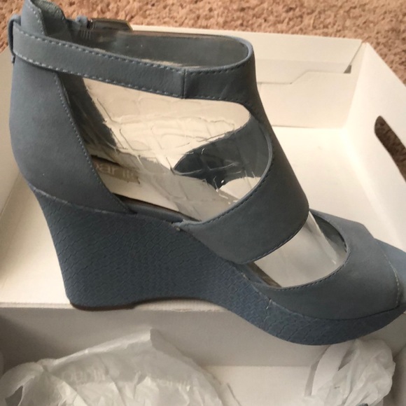 Brand new blue wedge heels - Picture 2 of 3